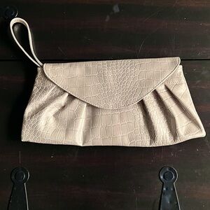 Crocodile Grain Wristlet Bag